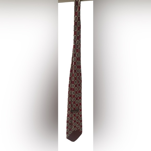 - Valentino Cravatte Silk Red and Grey Geometric Tie, with dust bag - Picture 11 of 12